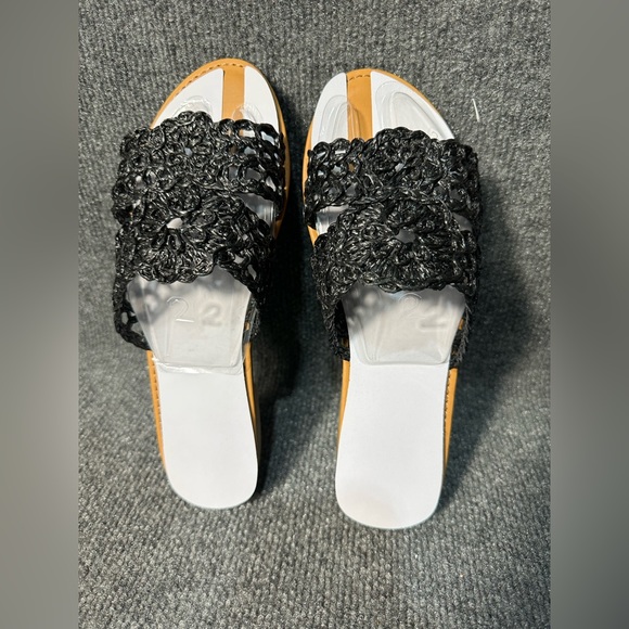 NIB Journee Collection Tru Comfort Foam™ Lissia Sandals Size 7.5 - Picture 2 of 6